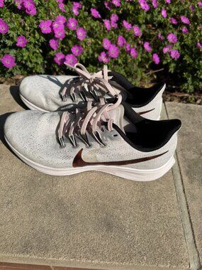 NIke Women's Air Zoom Pegasus 36 'Barely Rose', size 8.5